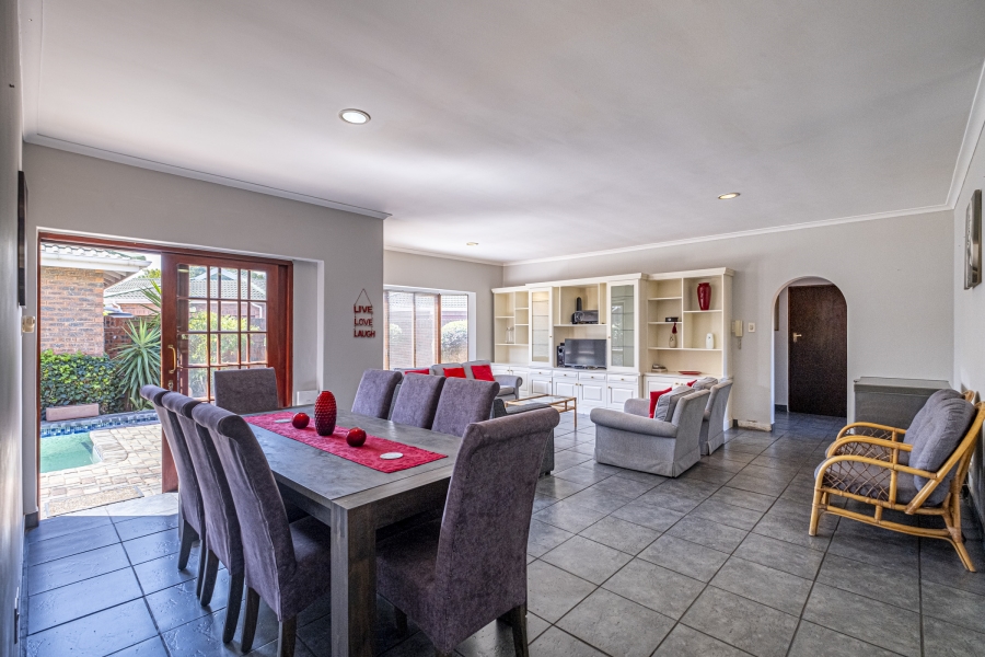 3 Bedroom Property for Sale in Summerstrand Eastern Cape